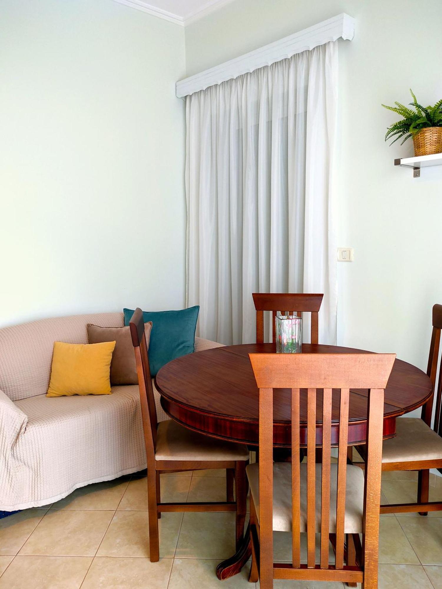 Comfy Hill Apartments Sarandë Exteriör bild