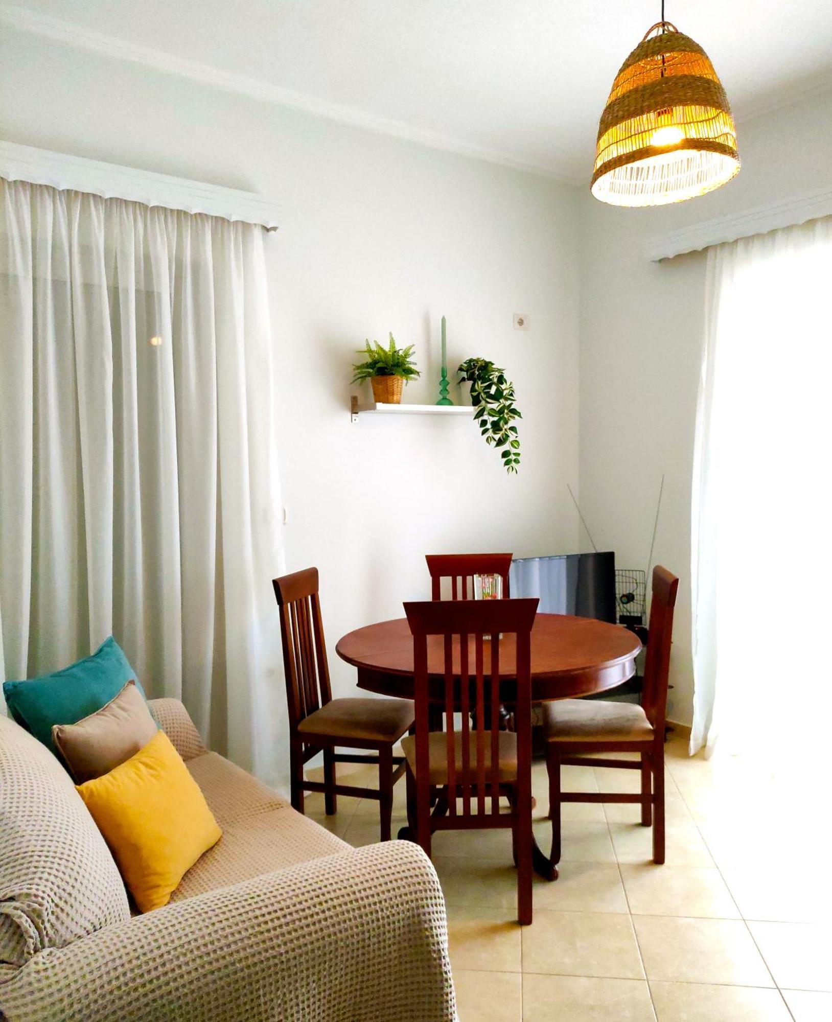 Comfy Hill Apartments Sarandë Exteriör bild