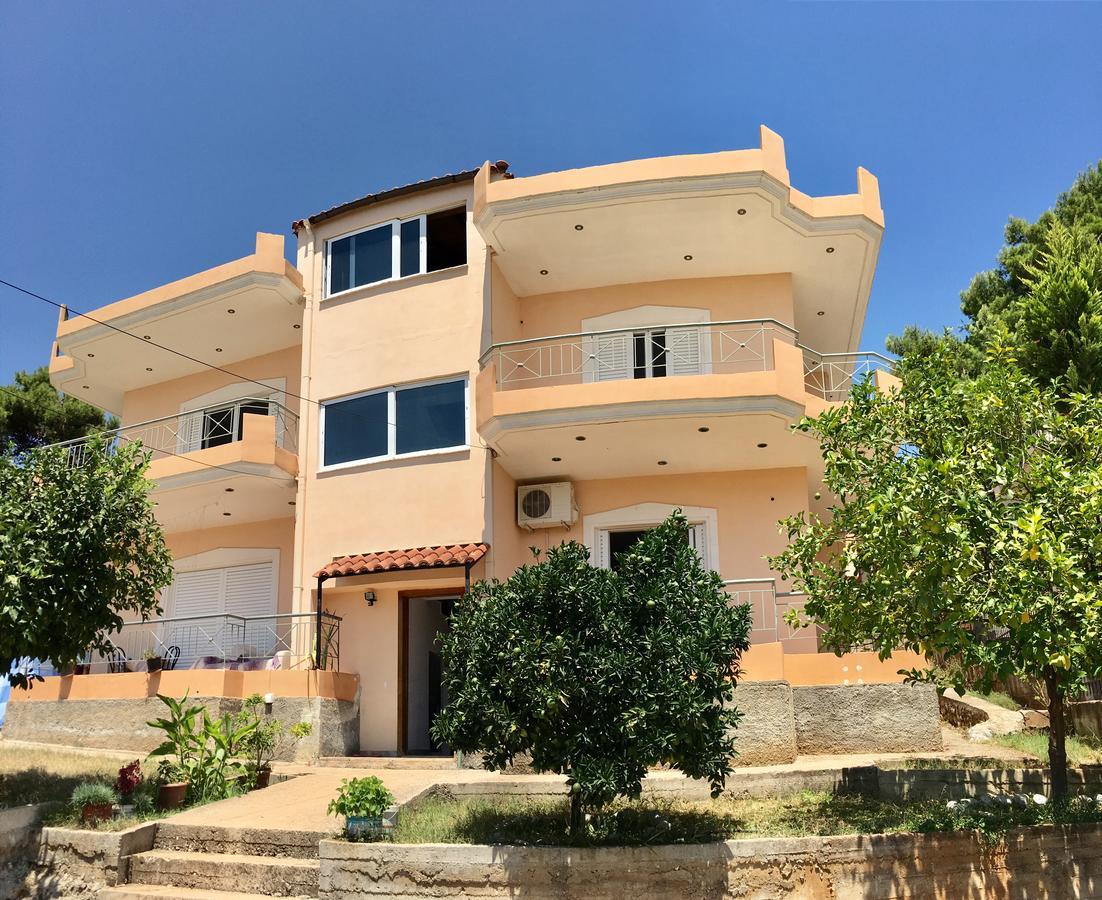Comfy Hill Apartments Sarandë Exteriör bild
